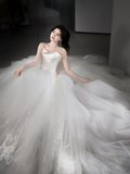 Elegant Ball Gown Strapless Satin Tulle With Veil Long Wedding Dresses HZ1024
