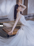 Unique Ball Gown Strapless Tulle Applique With Veil Long Wedding Dresses HZ1024