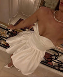 Pretty A Line Sweetheart Satin Short Homecoming Dress 18th Birthday Outfits HZ1024