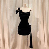 Chic Sheath Short Black Velvet Homecoming Dress 18th Birthday Outfits HZ1024